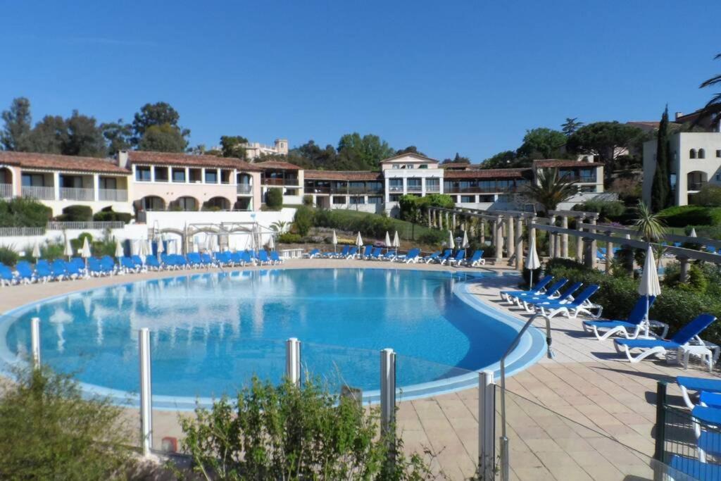 Les Parcs De Grimaud Villa Luaran gambar